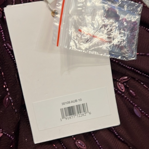 Mac Duggal 35109 NWT Embellished Flutter Sleeve Gown - Picture 11 of 14